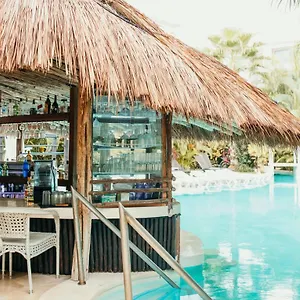 Mak Nuk Village - Clothing Optional Aparthotel Tulum